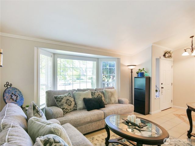 8728 136th Street E, Puyallup, WA 98373