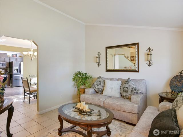 8728 136th Street E, Puyallup, WA 98373