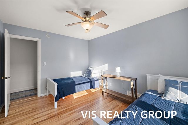 303 E Savidge Street, Spring Lake, MI 49456
