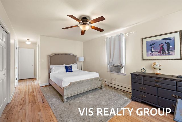 303 E Savidge Street, Spring Lake, MI 49456