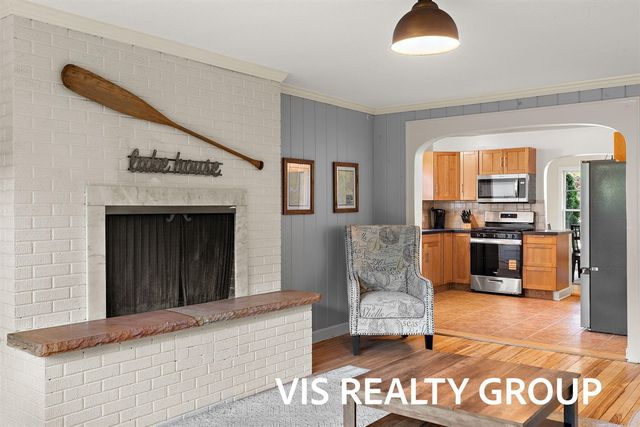 303 E Savidge Street, Spring Lake, MI 49456