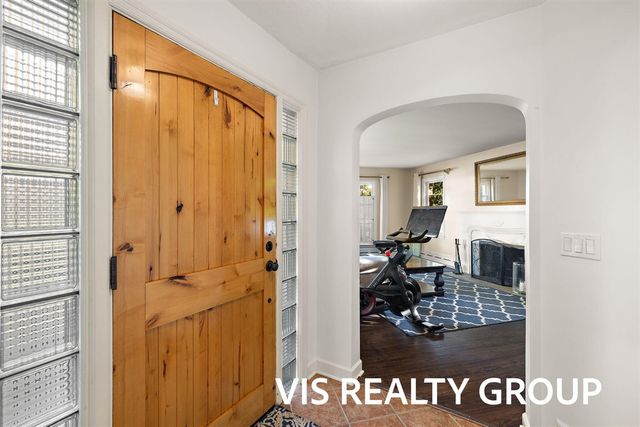 303 E Savidge Street, Spring Lake, MI 49456