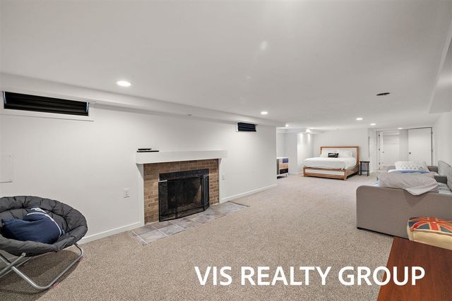 303 E Savidge Street, Spring Lake, MI 49456