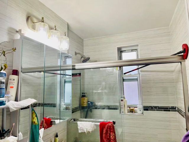 42-40 Bowne St 2F, Flushing, NY 11355