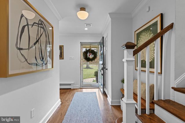 131 SUGARTOWN RD, Devon, PA 19333