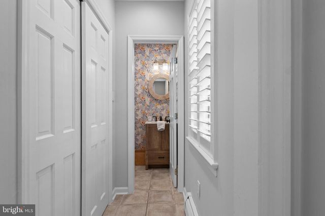 131 SUGARTOWN RD, Devon, PA 19333