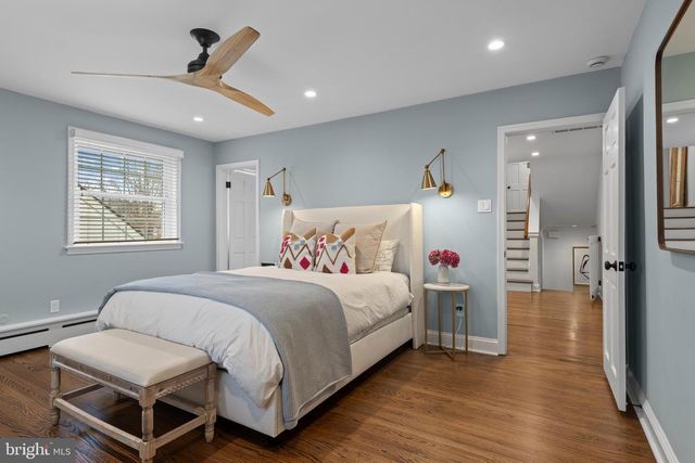 131 SUGARTOWN RD, Devon, PA 19333