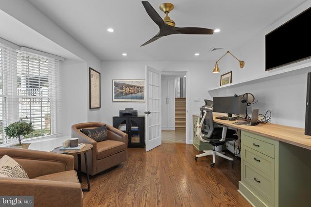 131 SUGARTOWN RD, Devon, PA 19333