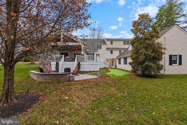 131 SUGARTOWN RD, Devon, PA 19333