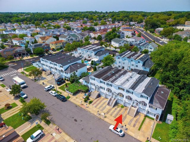 493 Medina Street, Staten Island, NY 10306