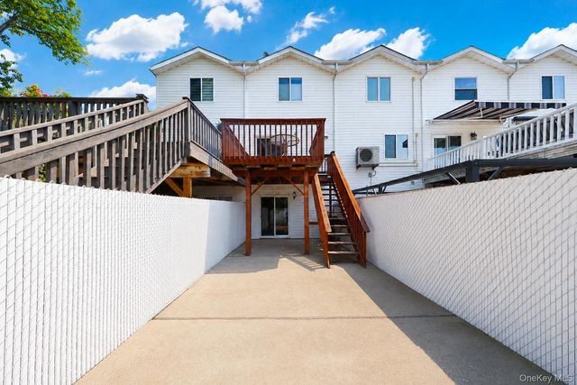 493 Medina Street, Staten Island, NY 10306