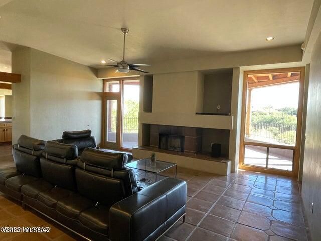 6350 N Placita Arista, Tucson, AZ 85718