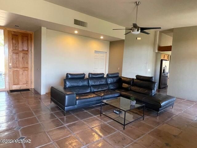 6350 N Placita Arista, Tucson, AZ 85718