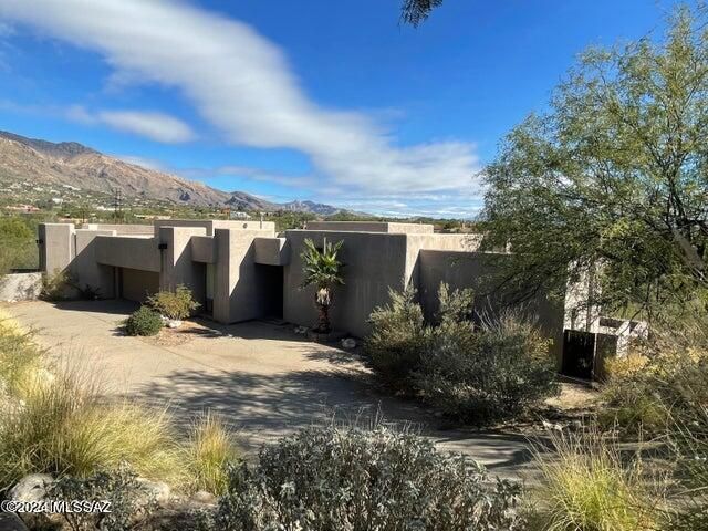 6350 N Placita Arista, Tucson, AZ 85718