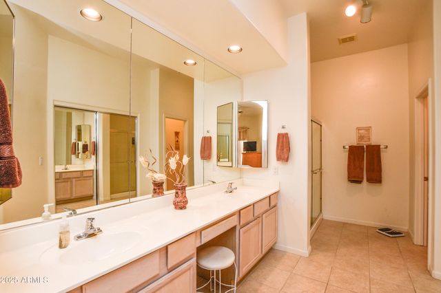 7195 E Canyon Wren Drive, Gold Canyon, AZ 85118