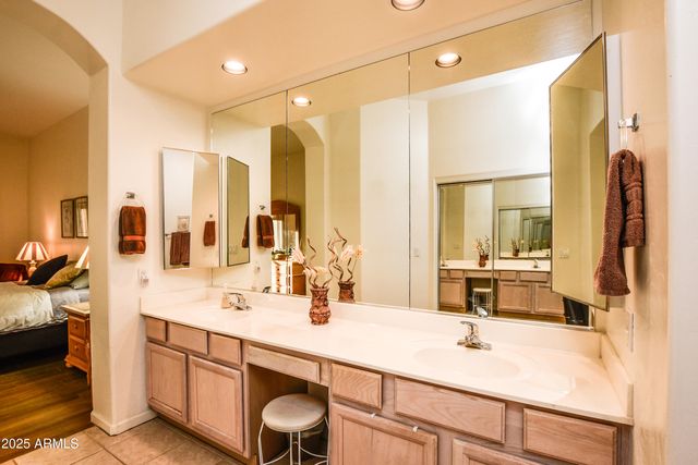 7195 E Canyon Wren Drive, Gold Canyon, AZ 85118