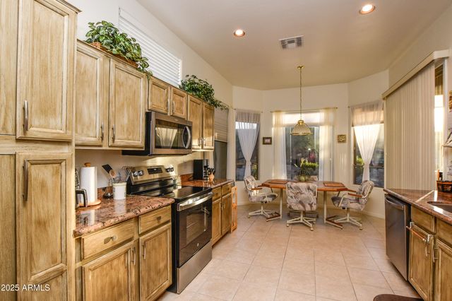 7195 E Canyon Wren Drive, Gold Canyon, AZ 85118