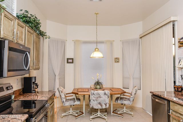 7195 E Canyon Wren Drive, Gold Canyon, AZ 85118