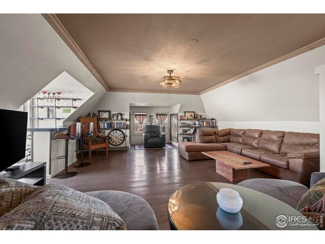 3239 Vallejo St, Denver, CO 80211