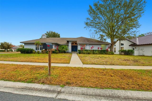 437 WATERFORD CIRCLE E, Tarpon Springs, FL 34688
