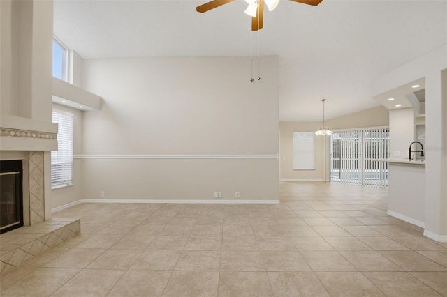 437 WATERFORD CIRCLE E, Tarpon Springs, FL 34688