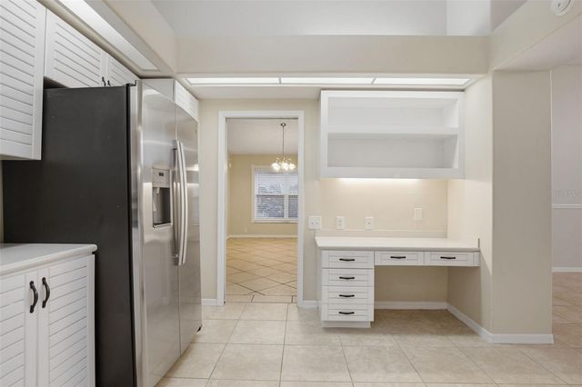 437 WATERFORD CIRCLE E, Tarpon Springs, FL 34688