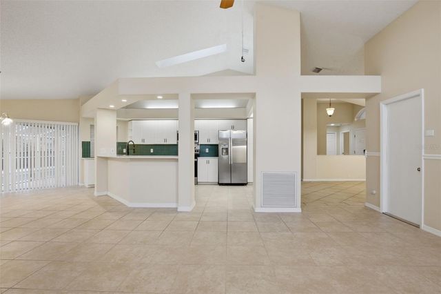 437 WATERFORD CIRCLE E, Tarpon Springs, FL 34688