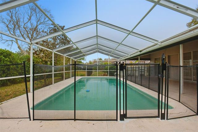 437 WATERFORD CIRCLE E, Tarpon Springs, FL 34688