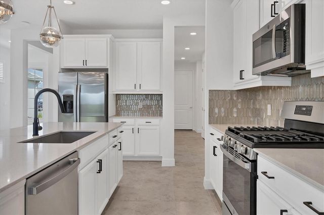 8177 STERNWAY ROAD, Sarasota, FL 34240