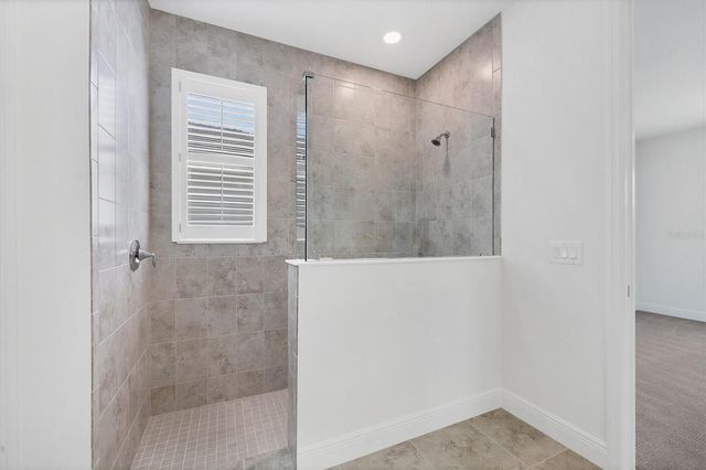 8177 STERNWAY ROAD, Sarasota, FL 34240