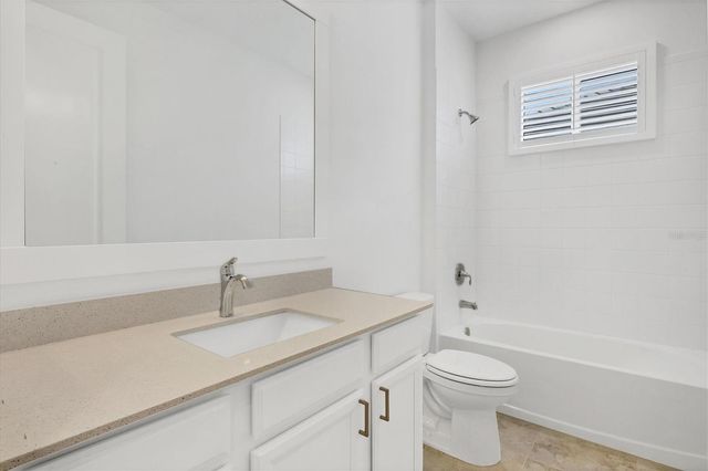 8177 STERNWAY ROAD, Sarasota, FL 34240