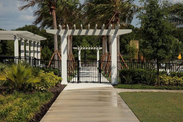 8177 STERNWAY ROAD, Sarasota, FL 34240