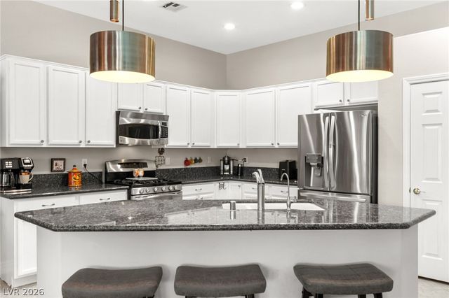5432 Springer Spaniel Avenue, Las Vegas, NV 89131