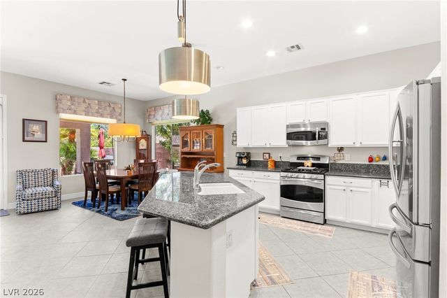 5432 Springer Spaniel Avenue, Las Vegas, NV 89131