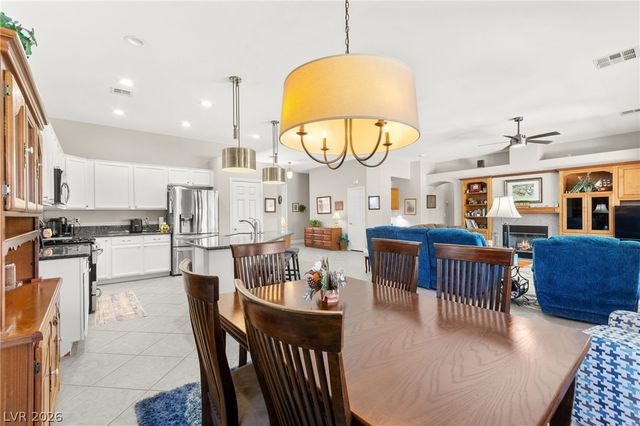 5432 Springer Spaniel Avenue, Las Vegas, NV 89131