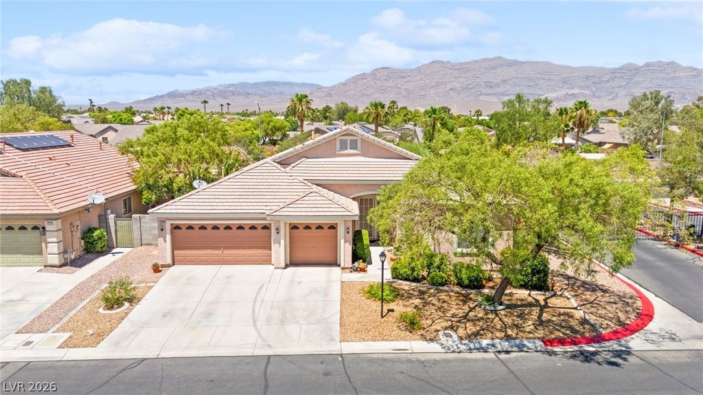 5432 Springer Spaniel Avenue, Las Vegas, NV 89131