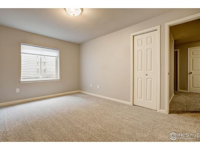 725 Columbine Dr, Windsor, CO 80550