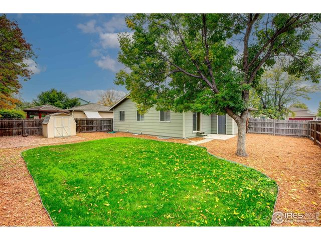 725 Columbine Dr, Windsor, CO 80550