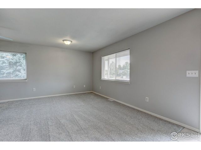 725 Columbine Dr, Windsor, CO 80550