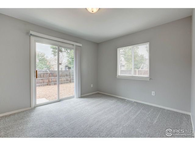 725 Columbine Dr, Windsor, CO 80550