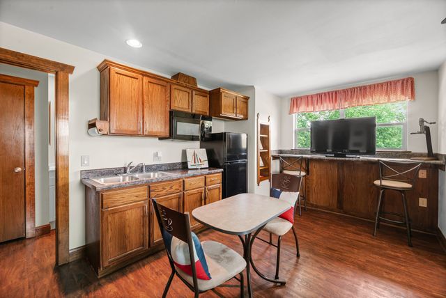 205 Canal Street, Corsicana, TX 75109