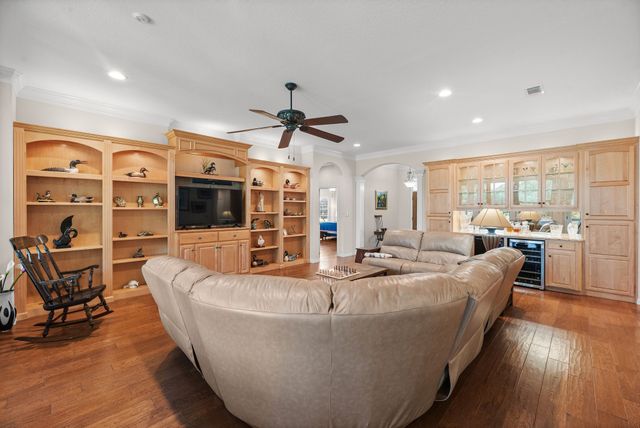 205 Canal Street, Corsicana, TX 75109