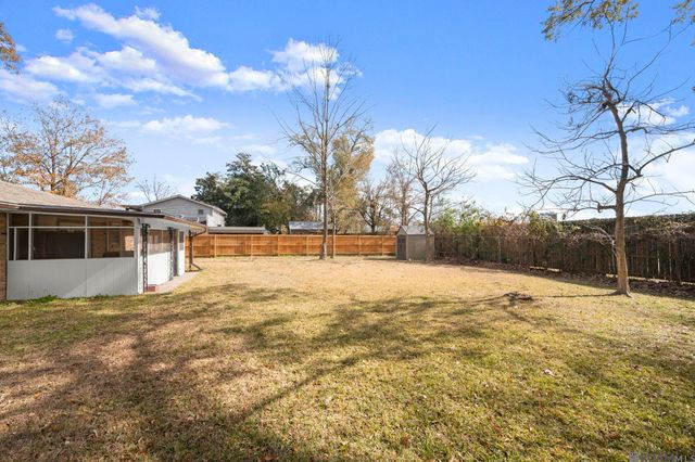 9042 Keaty Dr, Baton Rouge, LA 70809