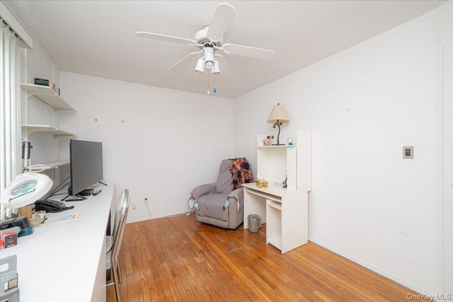 305 Kimberly Place, West Islip, NY 11795