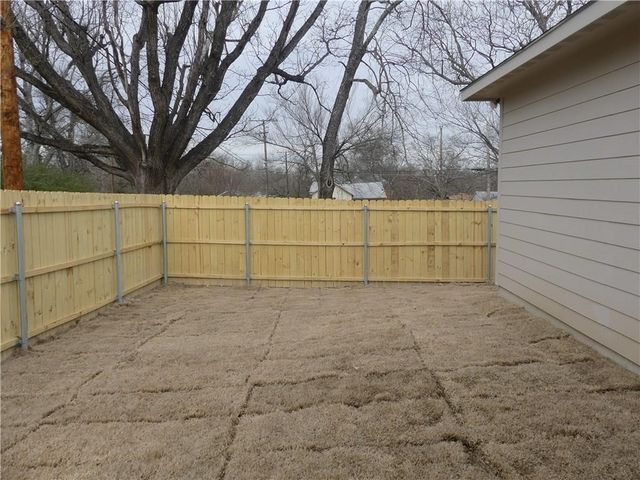 1122 Oneal Street, Greenville, TX 75401