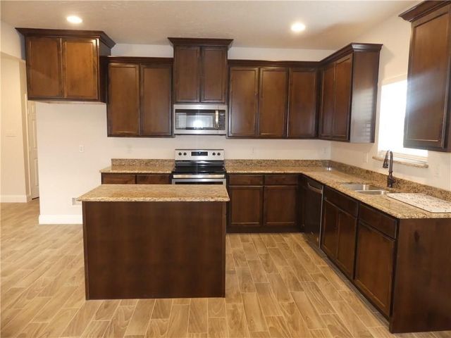 1122 Oneal Street, Greenville, TX 75401