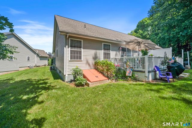 52 Forshaw Avenue 52, Plainville, CT 06062