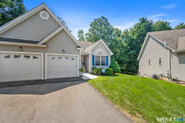 52 Forshaw Avenue 52, Plainville, CT 06062