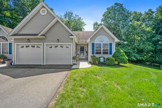 52 Forshaw Avenue 52, Plainville, CT 06062