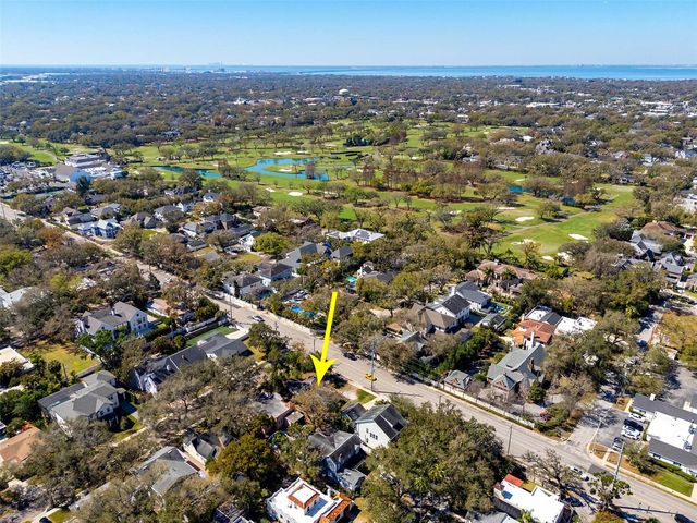 2627 W WATROUS AVENUE, Tampa, FL 33629